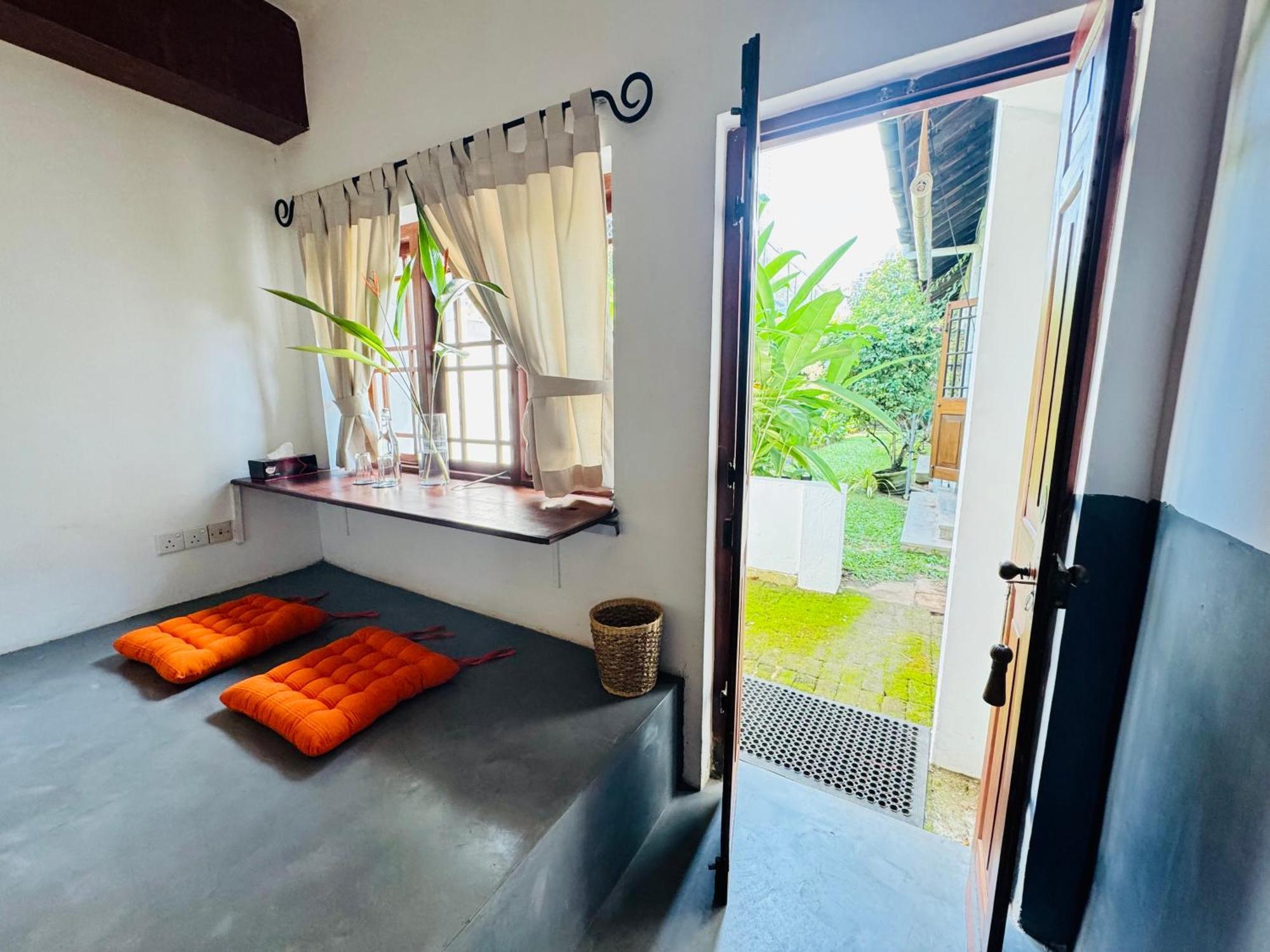 Havelock Place Bungalow Коломбо Экстерьер фото